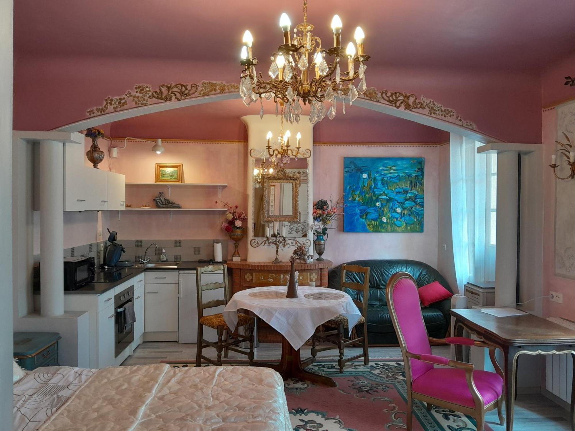 Studio Magenta Vinca Luaran gambar